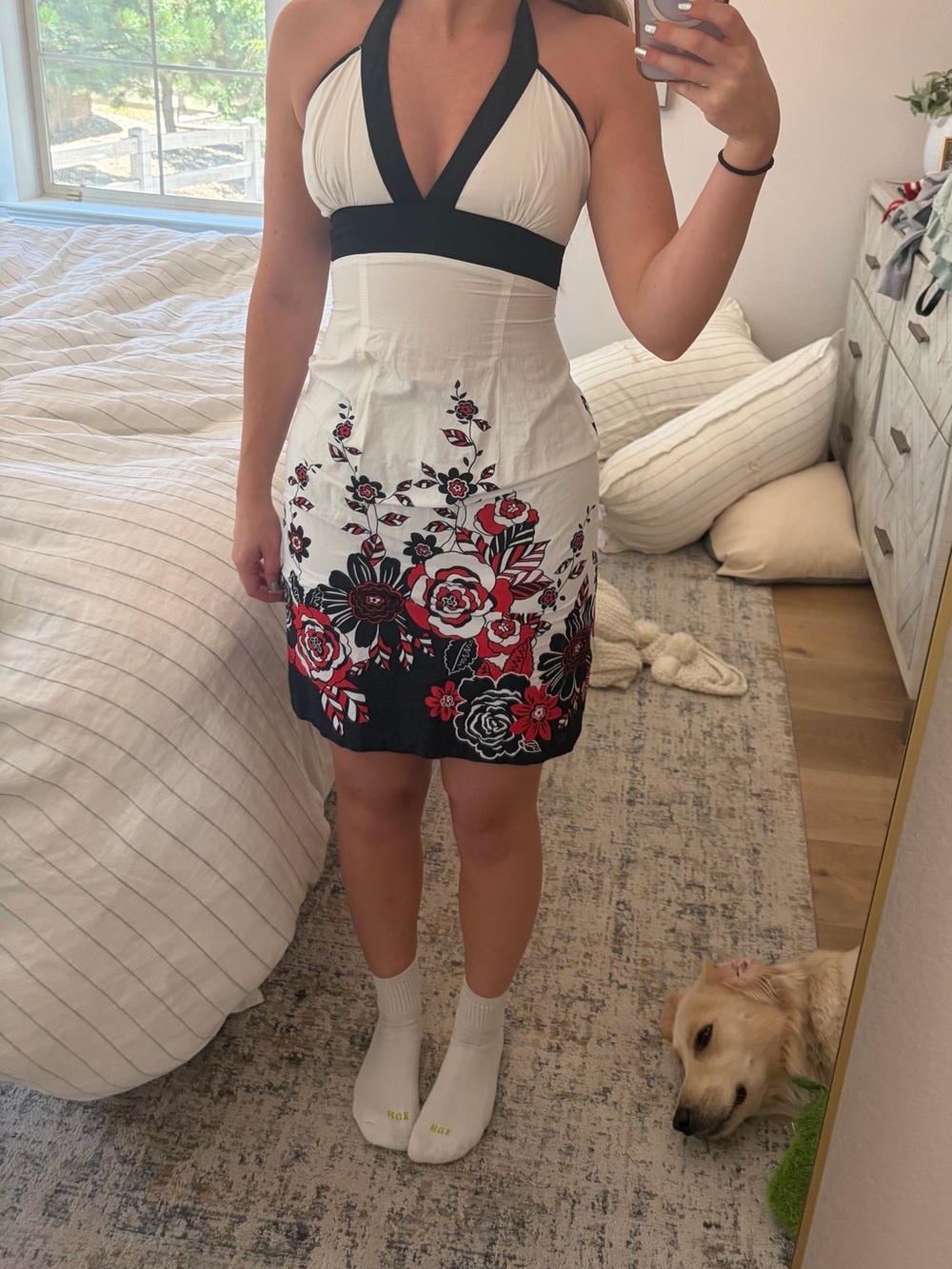 Vintage Y2K City Triangles White Dress with Black Accents and Red Floral Detail